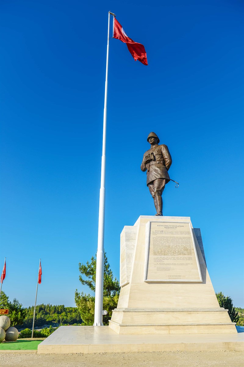 Conkbayırı Atatürk Zafer Anıtı