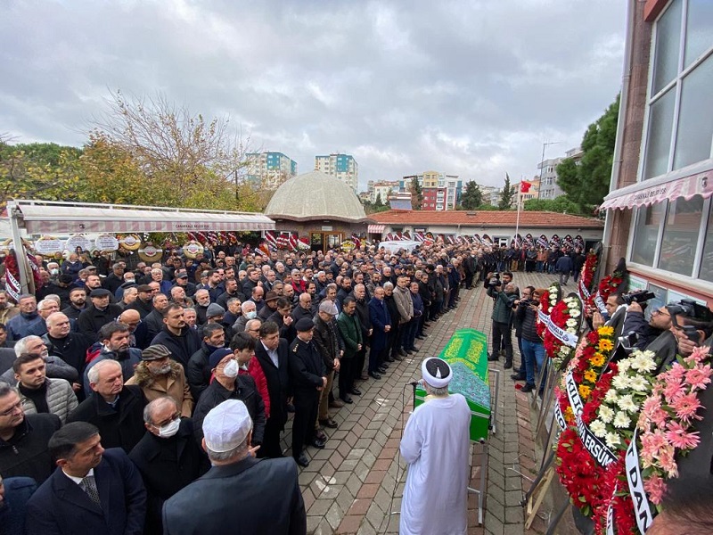 Vali İlhami AKTAŞ, Çanakkale Belediye Başkanı Ülgür GÖKHAN’ ın Annesi Müşerref GÖKHAN’ ın Cenaze Törenine Katıldı